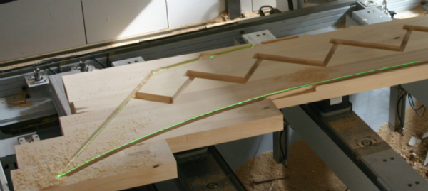 Positioneren van houten onderdelen op cnc met SL Laser